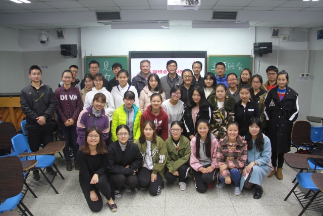 PG电子·仿照器(试玩游戏)官方网站