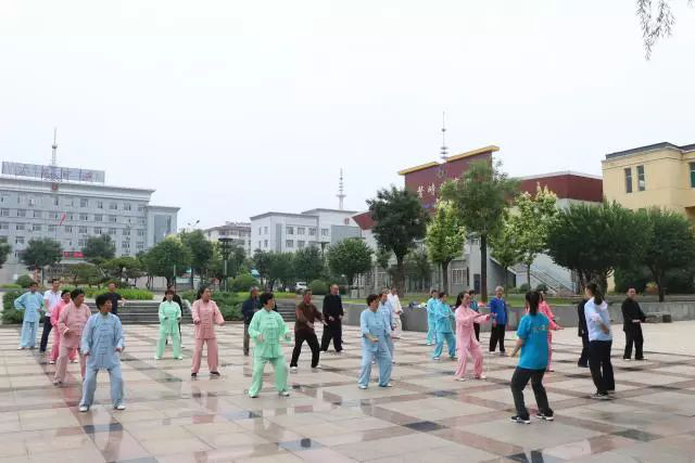 PG电子·仿照器(试玩游戏)官方网站