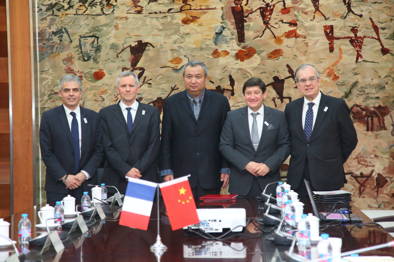 PG电子·仿照器(试玩游戏)官方网站