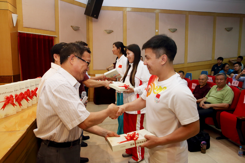 PG电子·仿照器(试玩游戏)官方网站