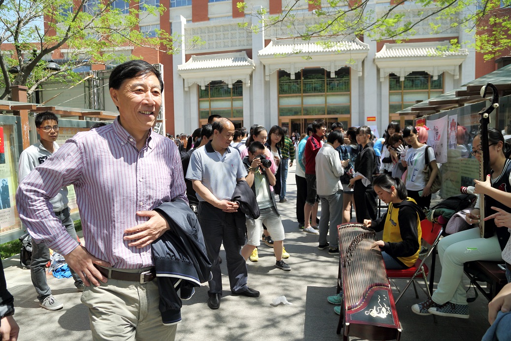 PG电子·仿照器(试玩游戏)官方网站