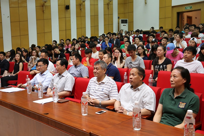 PG电子·仿照器(试玩游戏)官方网站