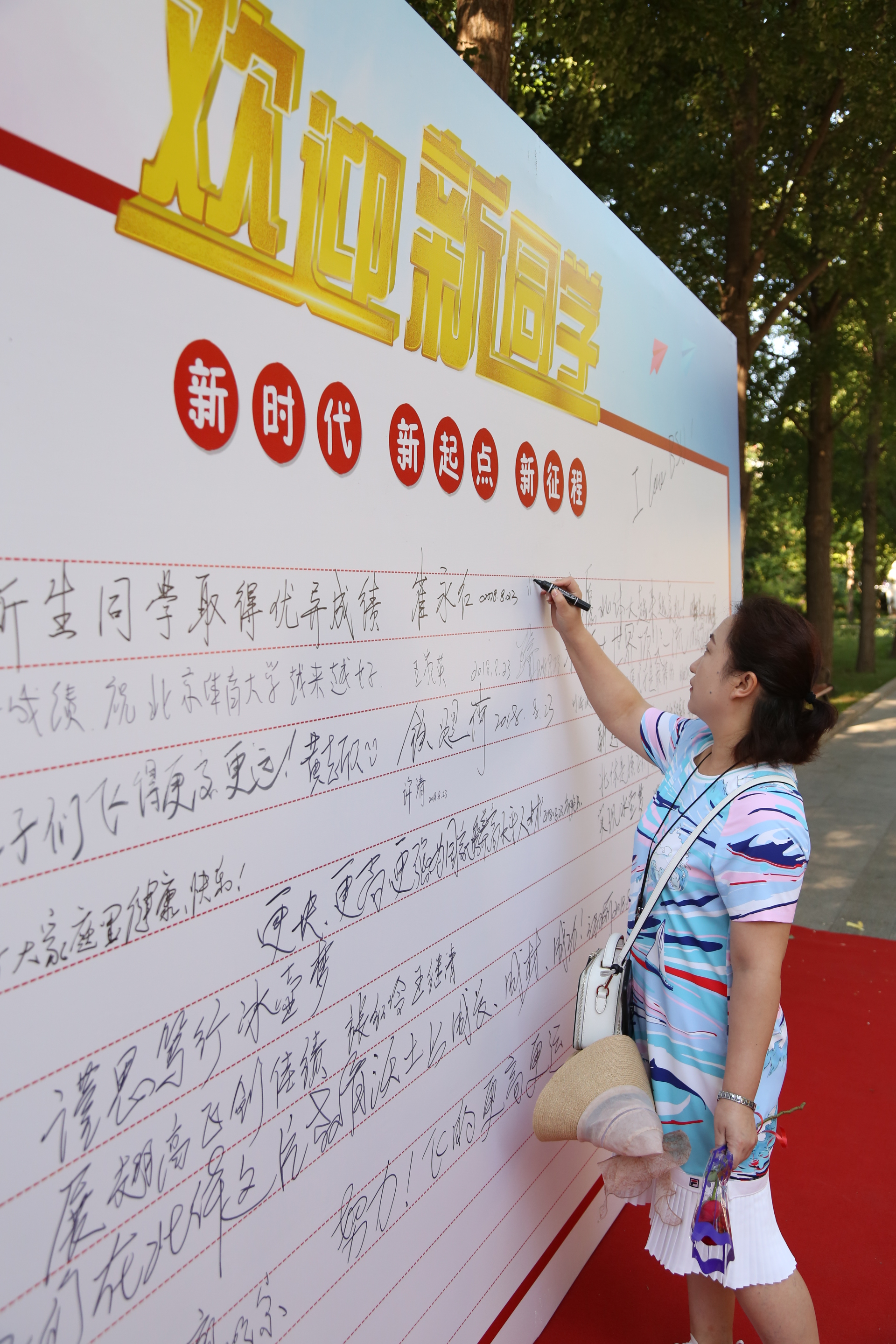 PG电子·仿照器(试玩游戏)官方网站