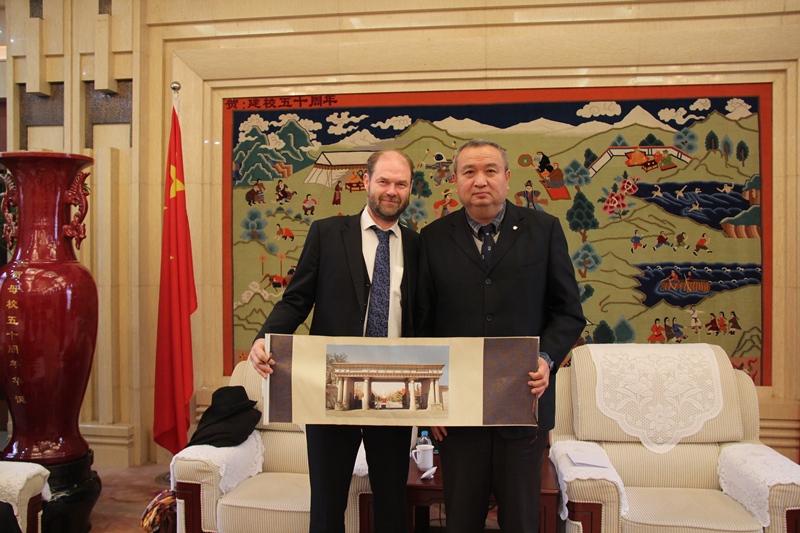 PG电子·仿照器(试玩游戏)官方网站