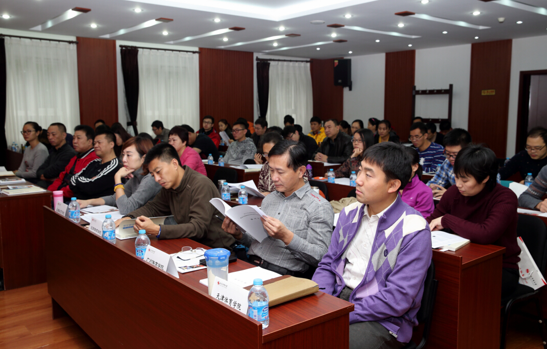 PG电子·仿照器(试玩游戏)官方网站