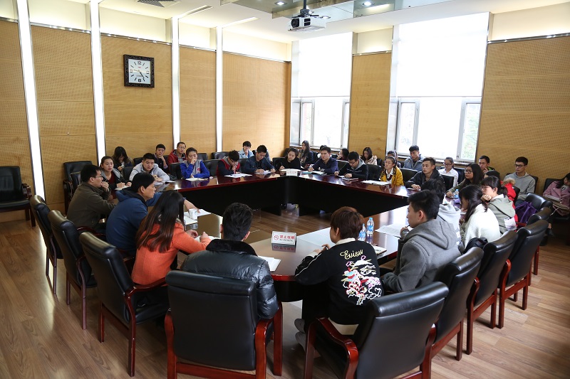 PG电子·仿照器(试玩游戏)官方网站