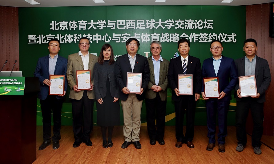 PG电子·仿照器(试玩游戏)官方网站