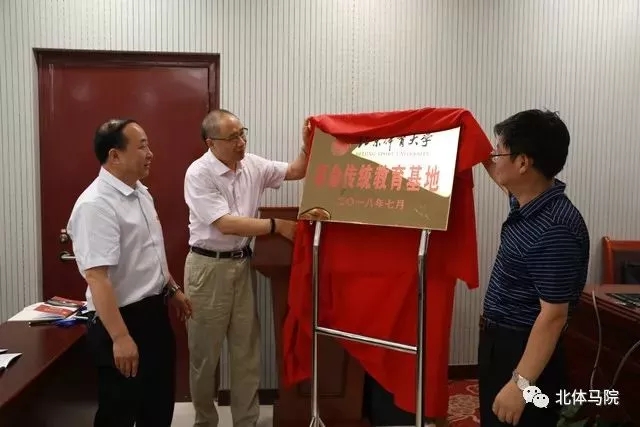 PG电子·仿照器(试玩游戏)官方网站