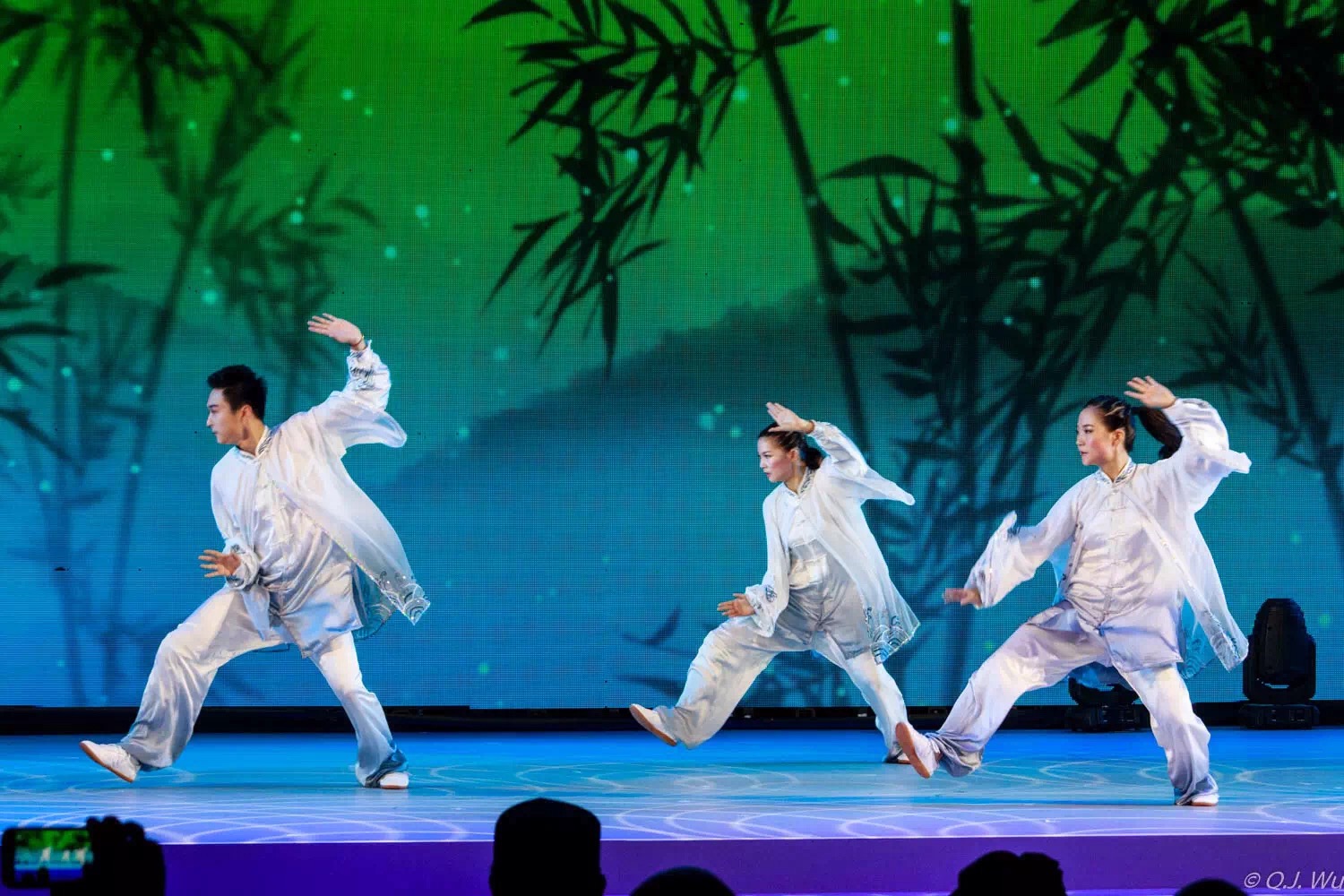 PG电子·仿照器(试玩游戏)官方网站