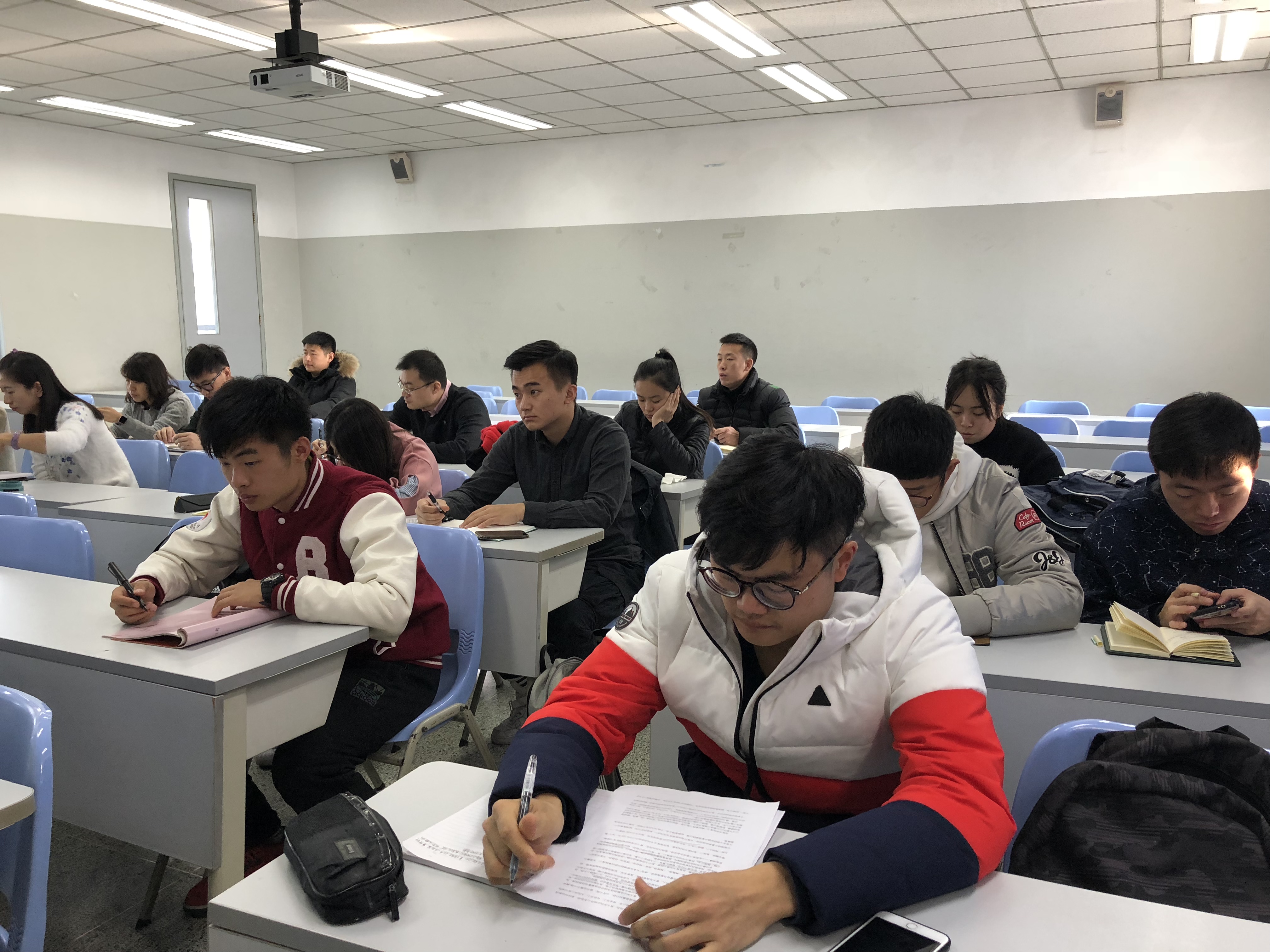 PG电子·仿照器(试玩游戏)官方网站