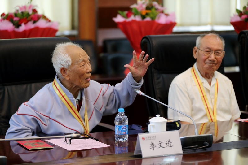 PG电子·仿照器(试玩游戏)官方网站