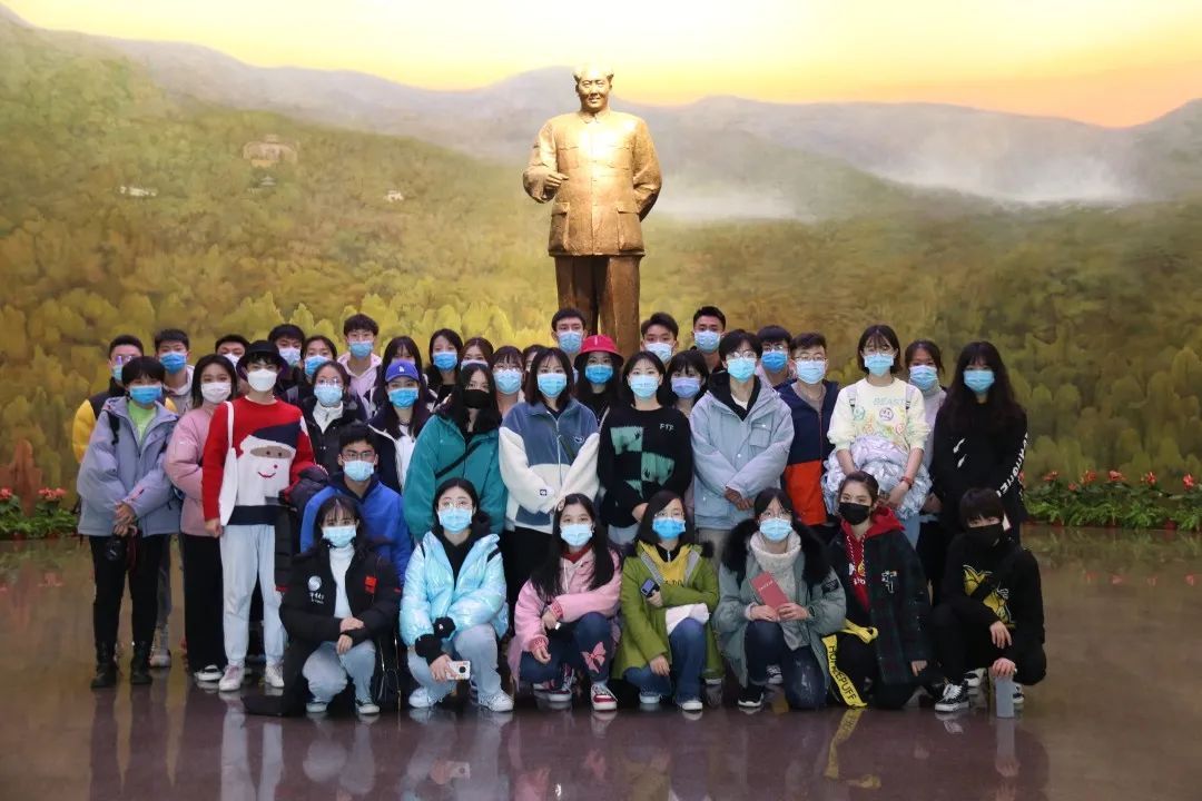 PG电子·仿照器(试玩游戏)官方网站