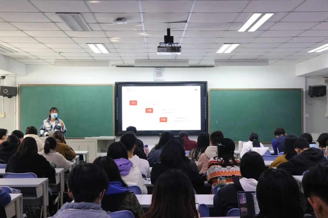 PG电子·仿照器(试玩游戏)官方网站