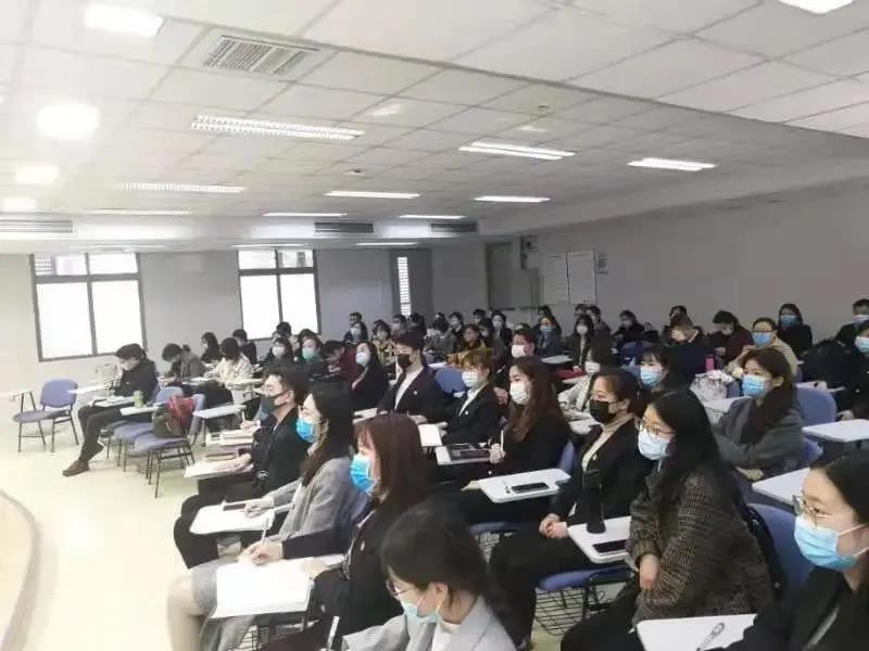 PG电子·仿照器(试玩游戏)官方网站