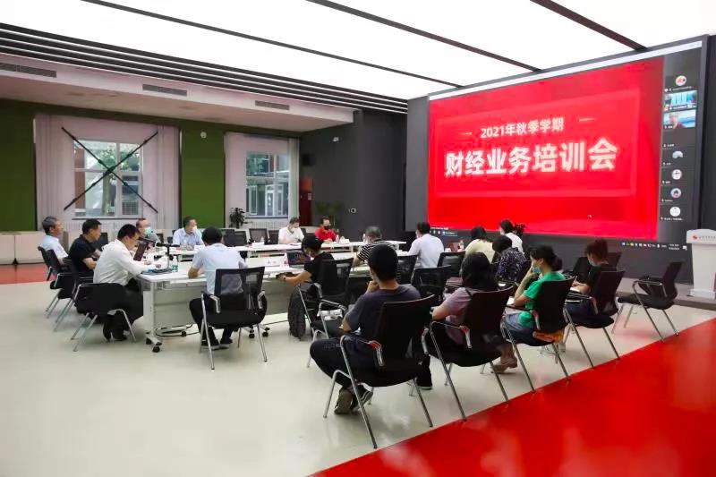 PG电子·仿照器(试玩游戏)官方网站