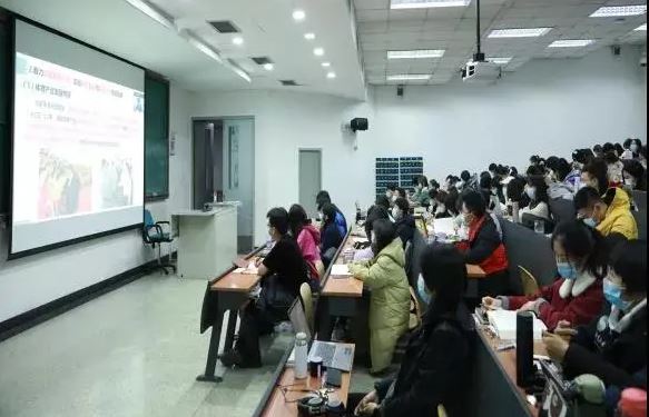 PG电子·仿照器(试玩游戏)官方网站