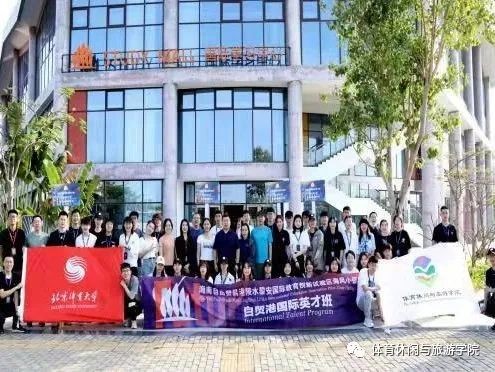 PG电子·仿照器(试玩游戏)官方网站