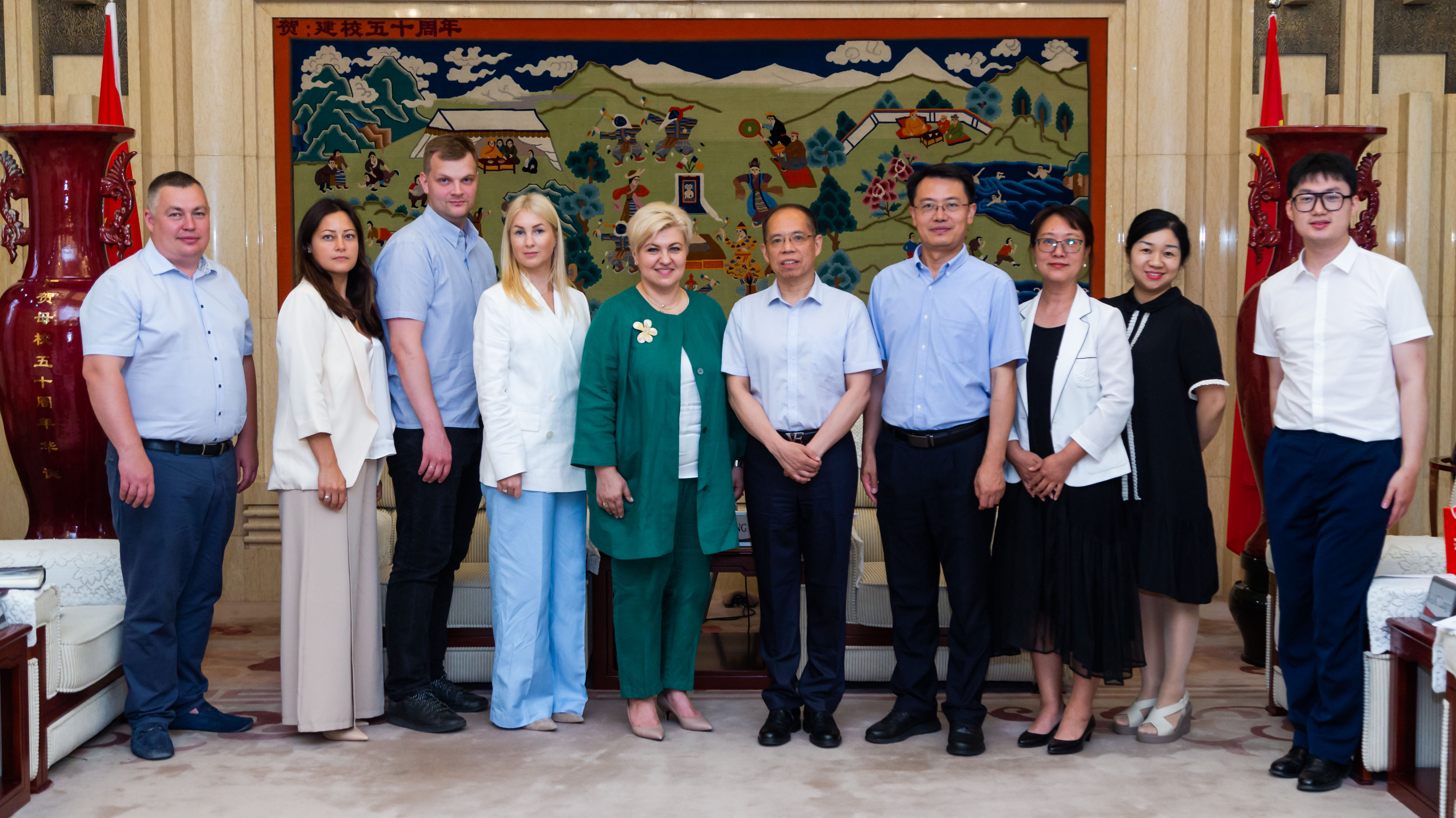 PG电子·仿照器(试玩游戏)官方网站