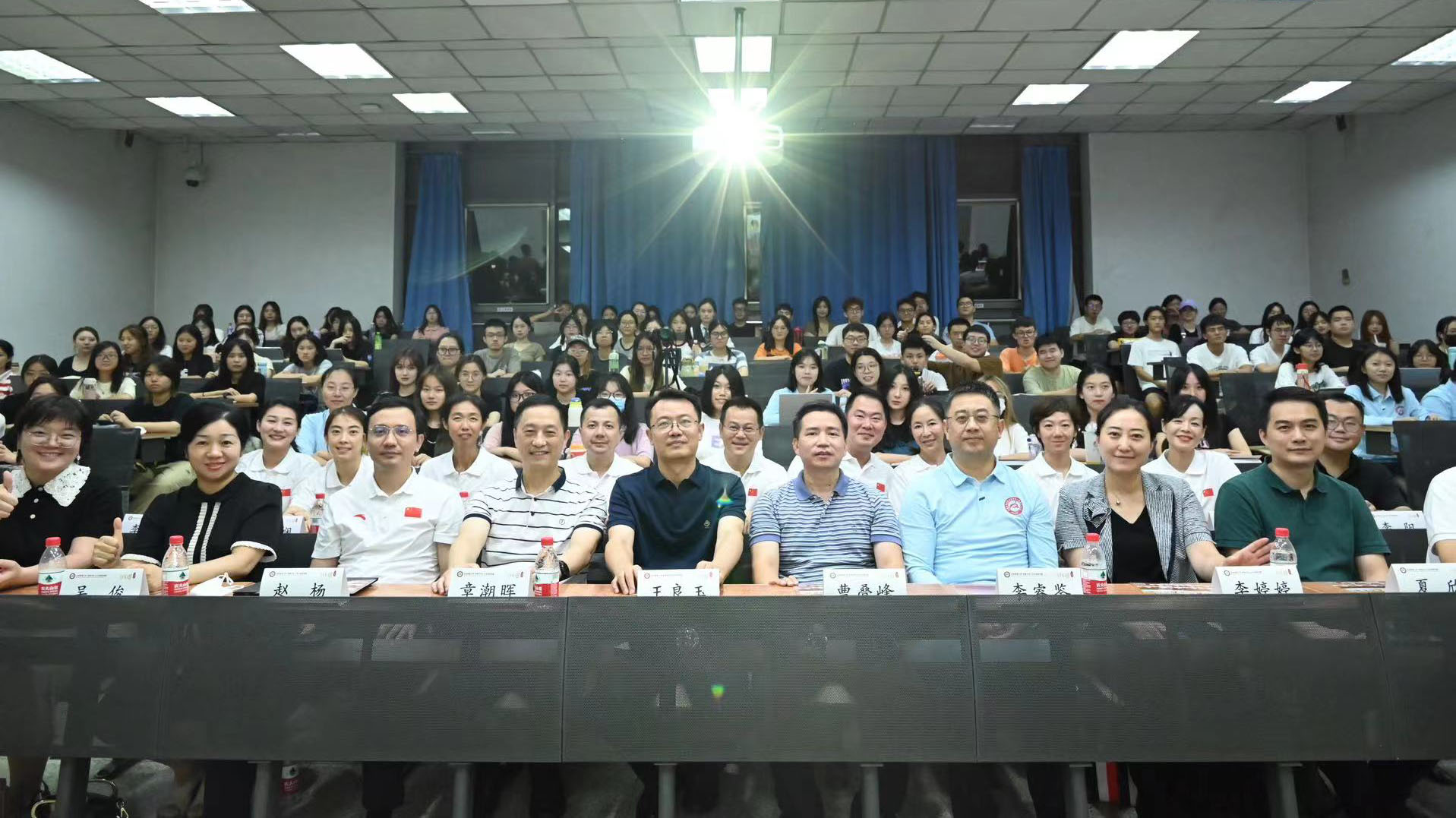 PG电子·仿照器(试玩游戏)官方网站