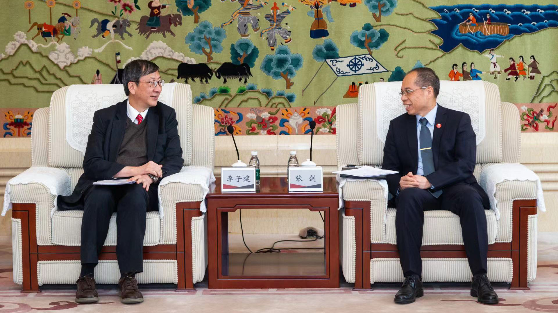 PG电子·仿照器(试玩游戏)官方网站