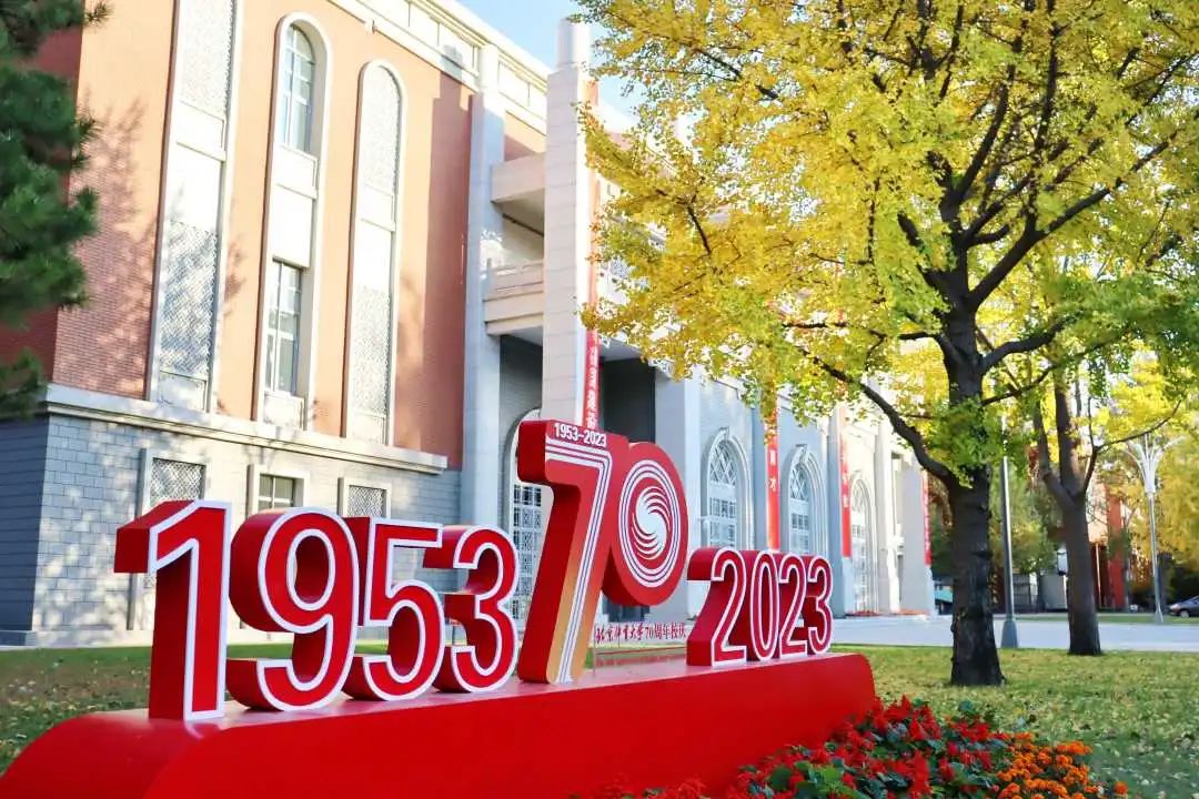 PG电子·仿照器(试玩游戏)官方网站